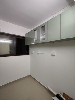 1 BHK + Pooja Room Apartment For Rent in Metropolis Bayside