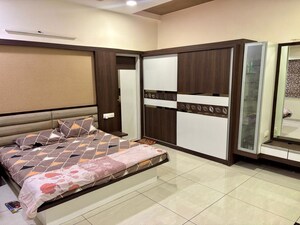 Bedroom in 5 BHK Villa at Thaltej – for Sale