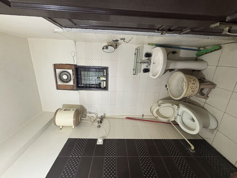 Bathroom, indrapuram 3 Bedroom 1500 Sq.Ft. Builder Floor In Indrapuram Ghaziabad 10198025