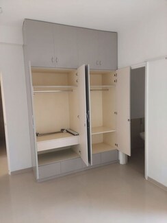 3 BHK Apartment For Rent in Orchid Petals