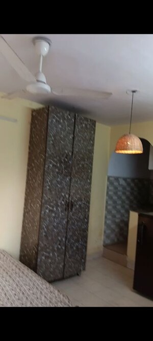 Furnished Amenities in 1 RK Builder Floor at Malviya Nagar – for Rent