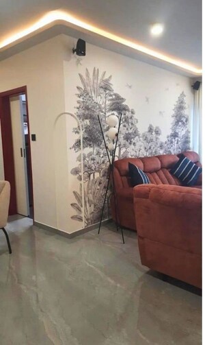 Bedroom in 2 BHK Apartment at Hiranandani Adalia A, Powai – for Rent