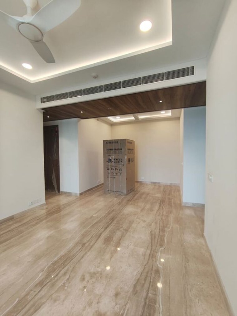 Bedroom, ambience-creacions 4 Bedroom 3975 Sq.Ft. Apartment In Sector 22 Gurgaon 10198259