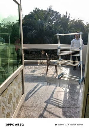 Balcony in 2 BHK Independent House at RWA Apartments Sector 39, Sector 39 – for Rent