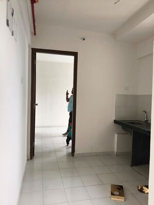 Room in 1 BHK Apartment at Puraniks City Reserva, Ghodbunder Road – for Rent
