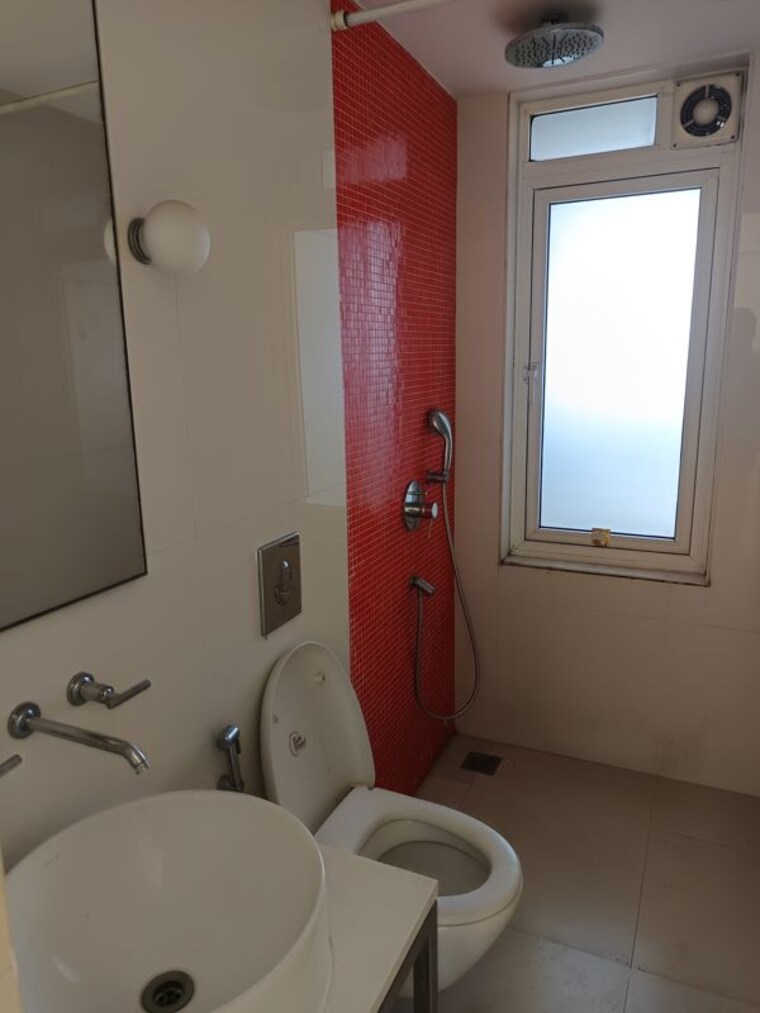 Bathroom, lodha-fiorenza 2 Bedroom 840 Sq.Ft. Apartment In Goregaon East Mumbai 10198266