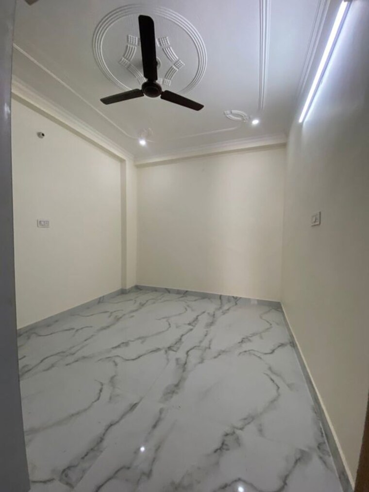 Bathroom, chattarpur 2 Bedroom 750 Sq.Ft. Builder Floor In Chattarpur Delhi 10198323