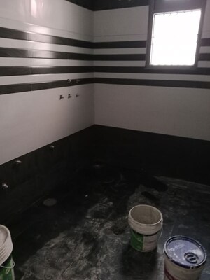 Bathroom in 2.5 BHK Independent House at Sector 13 – for Rent