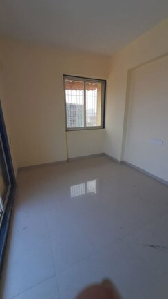 1 BHK + Extra Room Apartment For Rent in Barku Bhoomi