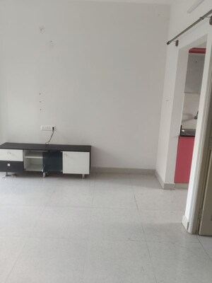 Room in 1 BHK Apartment at Krishna Residency Kadubeesanahalli, Kadubeesanahalli – for Rent