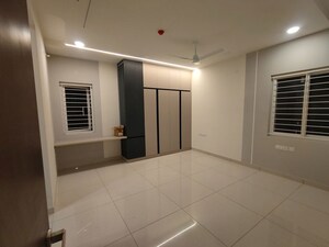 Room in 3 BHK Apartment at Aparna Zenon, Puppalaguda – for Rent