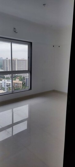 2 BHK Apartment For Rent in Romell Umiya Grandeur