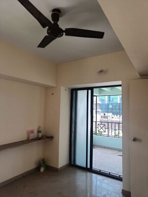 Room in 1 BHK Apartment at Pooja Paradise, Kharadi – for Rent