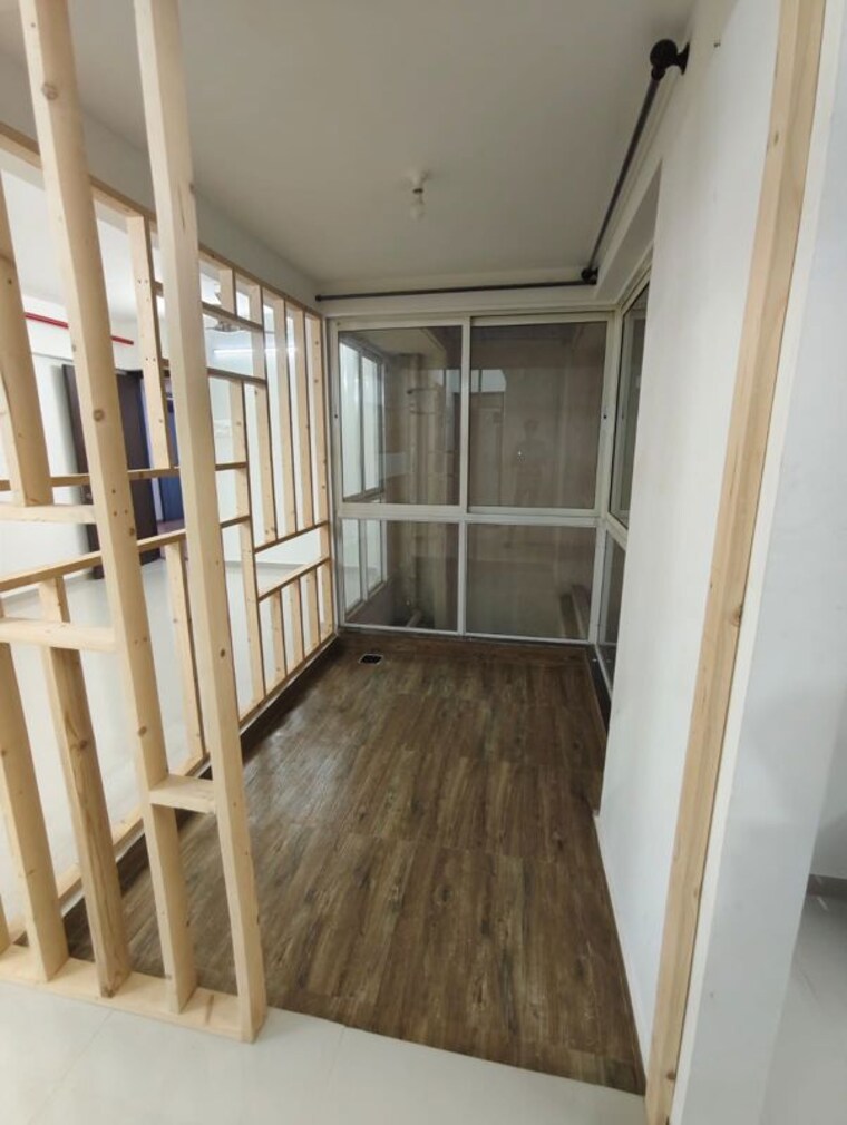 Balcony, puraniks-tokyo-bay 2 Bedroom 628 Sq.Ft. Apartment In Kasarvadavali Thane 10199047