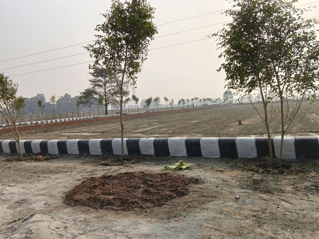 Plot For Sale in Krishna Iscon Valley