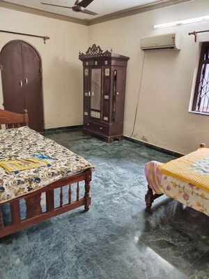 Bedroom in 2 BHK Villa at Betalbatim – for Rent