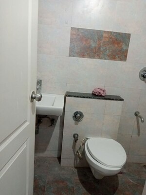 Bathroom in 3 BHK Apartment at Nirvana Residency, Kareli Bagh – for Rent