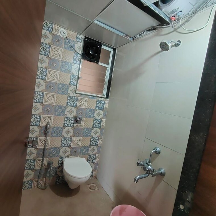 Bathroom, saheel-itrend-life 2 Bedroom 761 Sq.Ft. Apartment In Wakad Pune 10199137