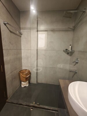 Bathroom in 3 BHK Builder Floor at Craft Destination 43, Sector 43 – for Rent