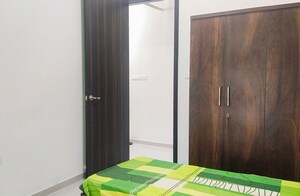 Room in  Pg at Kandivali East – for Rent