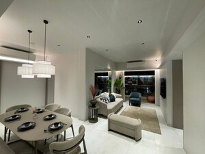 Team Area in 2 BHK Apartment at Sahakar Excel Acropolis, Bandra East – for Sale