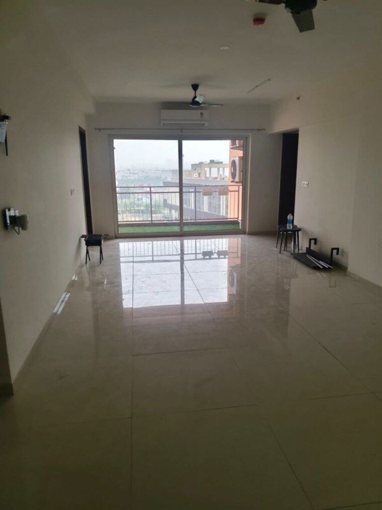 Room, shapoorji-pallonji-joyville-gurgaon 2 Bedroom 915 Sq.Ft. Apartment In Sector 102 Gurgaon 10199247