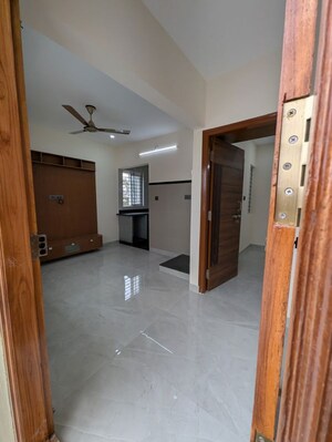 Room in 1 BHK Independent House at Koramangala – for Rent