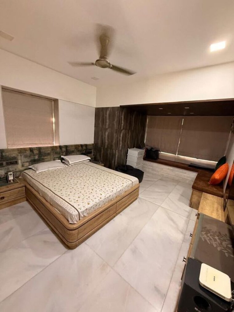 Master Bedroom, khar west 3 Bedroom 1200 Sq.Ft. Apartment In Khar West Mumbai 10199582
