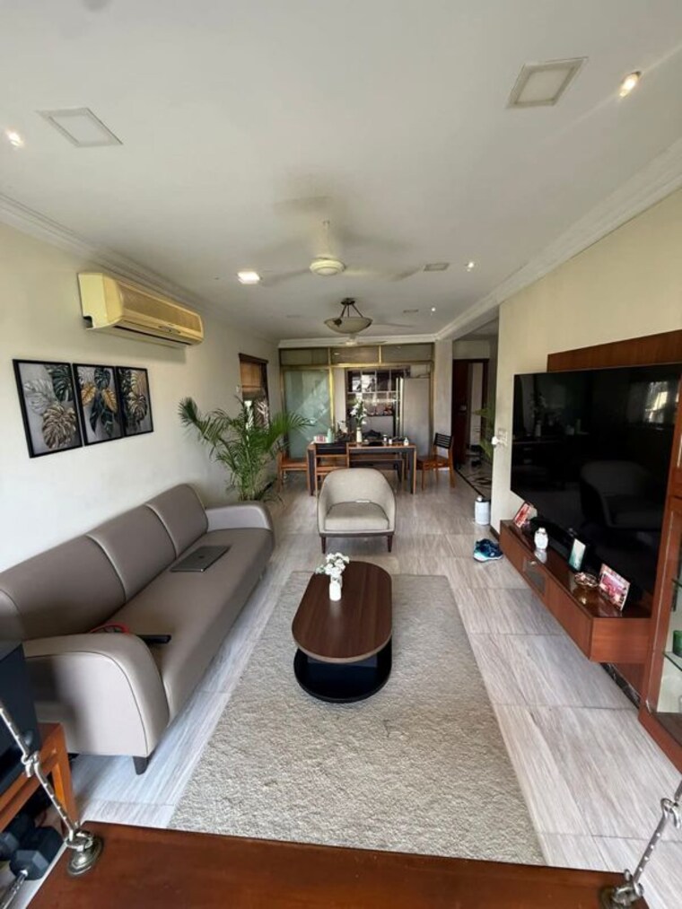 Living Room, khar west 3 Bedroom 1200 Sq.Ft. Apartment In Khar West Mumbai 10199582