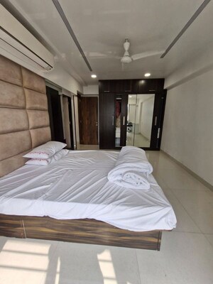 Master Bedroom in 3 BHK Apartment at Khar West – for Sale