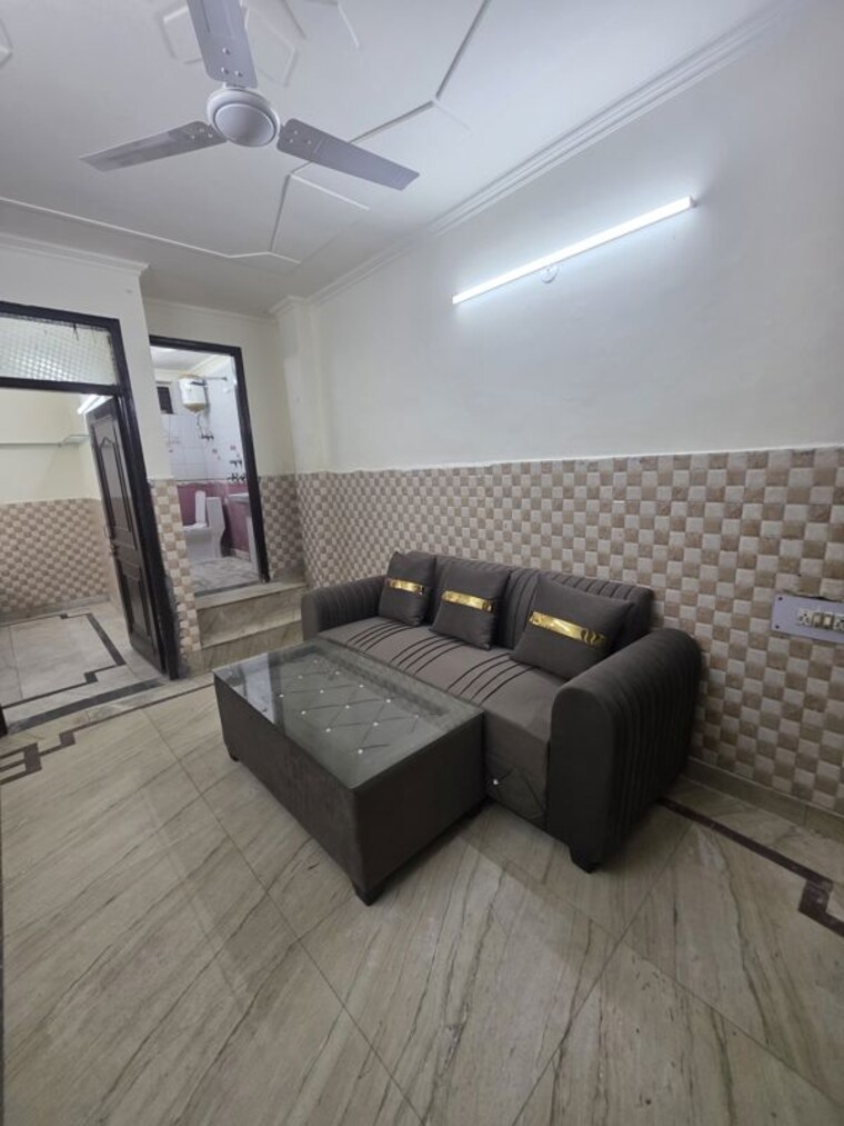 Living Room, subhash nagar 1 Bedroom 500 Sq.Ft. Builder Floor In Subhash Nagar Delhi 10199581