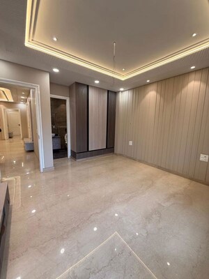 3 BHK Builder Floor For Sale in Meenakshi Garden