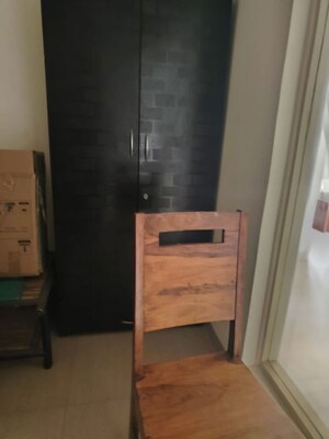 Furnished Amenities in 3 BHK Apartment at Emaar Emerald Estate, Sector 65 – for Rent