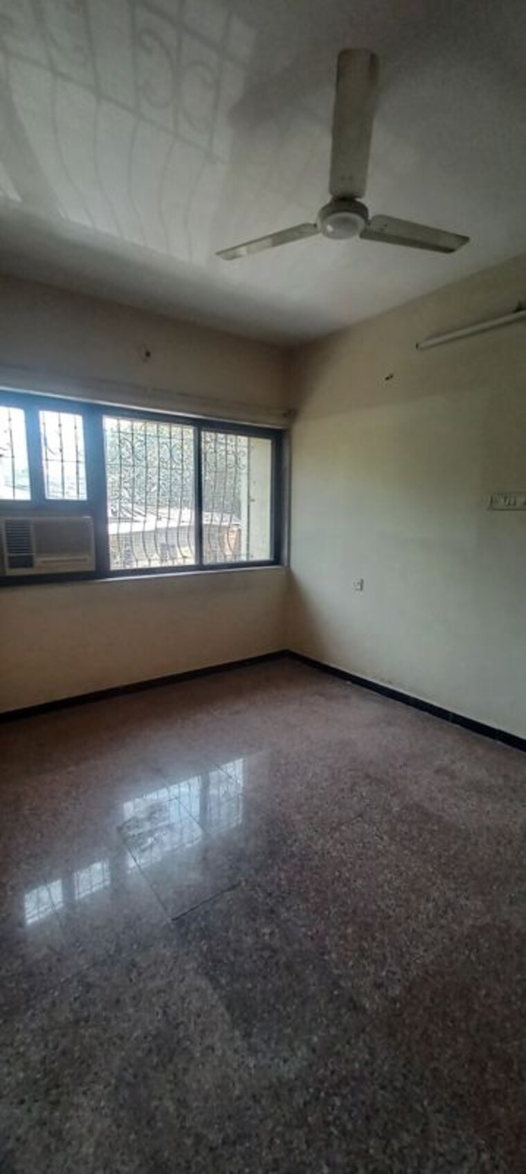 Room, jyoti-complex 1 Bedroom 430 Sq.Ft. Apartment In Goregaon East Mumbai 10199649