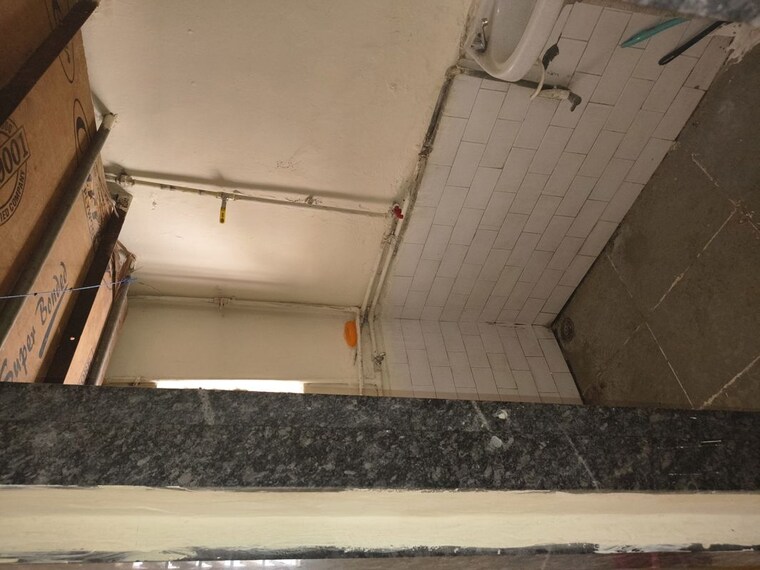 Bathroom, raj-complex 1 Bedroom 550 Sq.Ft. Apartment In Dhankawadi Pune 10199695