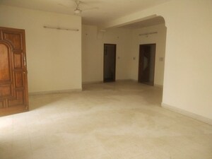 Room in 2 BHK Independent House at Hanumanth Nagar – for Rent