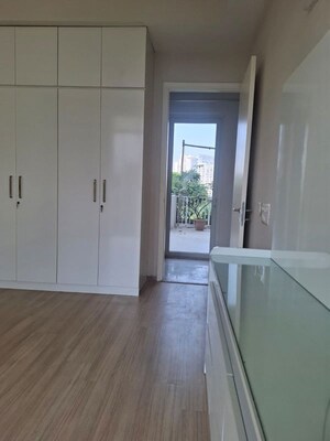 Building Lobby in 4 BHK Apartment at Ireo Victory Valley, Sector 67 – for Sale