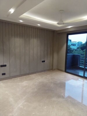 Room in 3 BHK Apartment at Sare Home, Sector 92 – for Rent