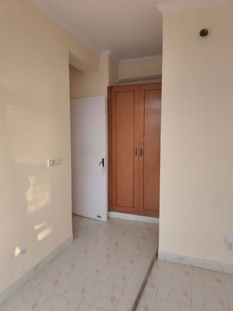 Room, ansal-sushant-estate 3 Bedroom 1340 Sq.Ft. Apartment In Sector 52 Gurgaon 10199796