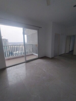 Room in 3 BHK Apartment at Mapsko Mount Ville, Sector 79 – for Rent