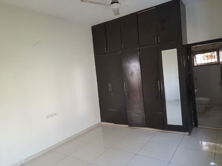 Room, banjara hills 5 Bedroom 3500 Sq.Ft. Apartment In Banjara Hills Hyderabad 10199813