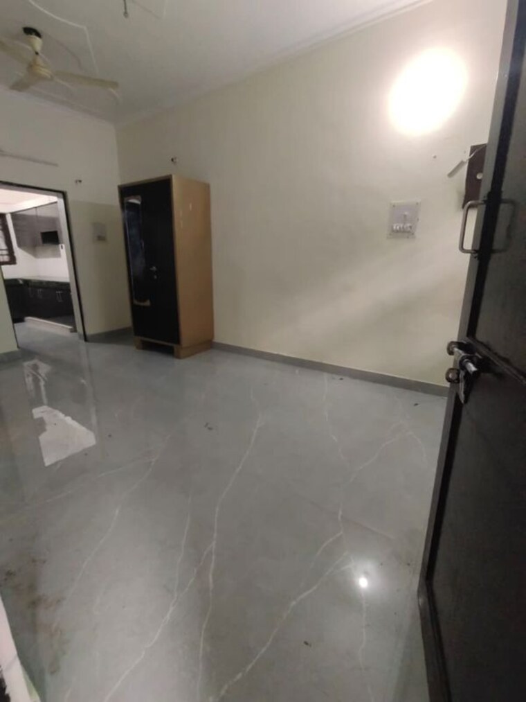 Room, mrg-the-balcony 2 Bedroom 645 Sq.Ft. Apartment In Sector 93 Gurgaon 10199818