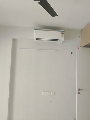 Furnished Amenities in 2 BHK Builder Floor at Signature Global City, Sector 37d – for Rent