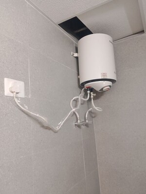 Bathroom in 2 BHK Builder Floor at Signature Global City, Sector 37d – for Rent