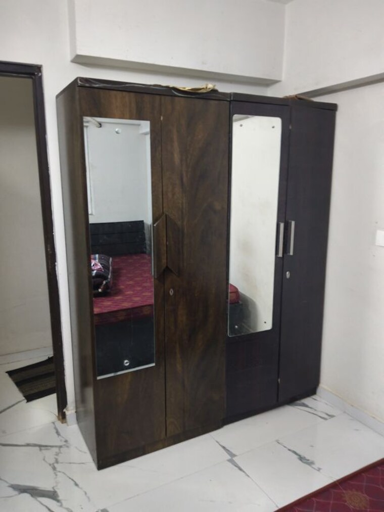 Room, vile parle west 1 Bedroom 490 Sq.Ft. Apartment In Vile Parle West Mumbai 10199832