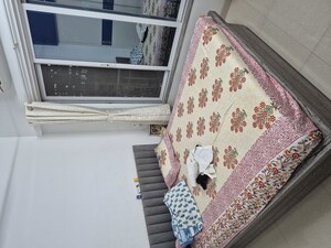 Furnished Amenities in 2 BHK Apartment at Dimple 19 North, Kandivali West – for Sale