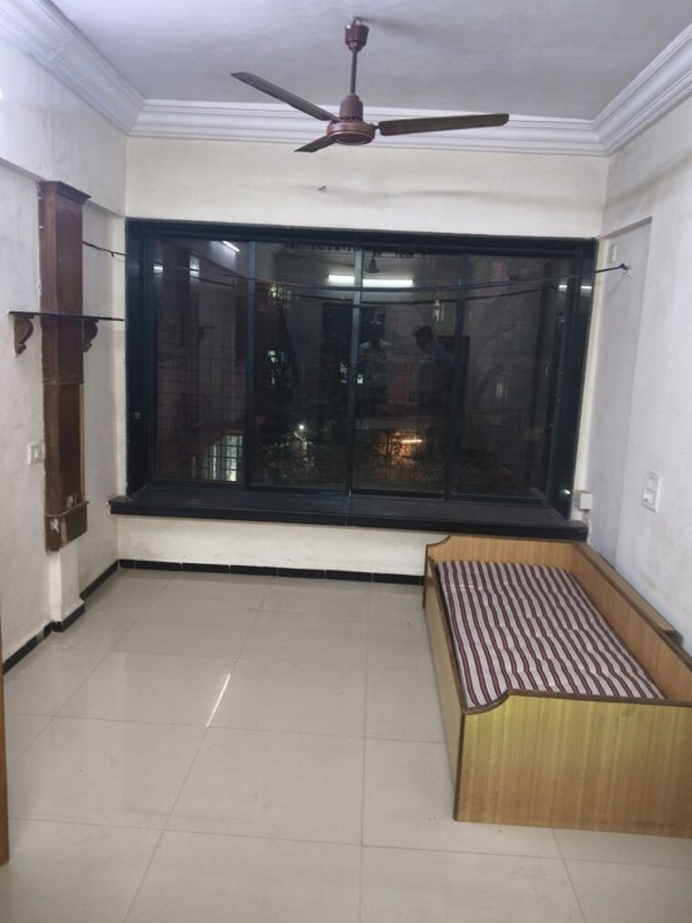 Room, vile parle west 1 Bedroom 500 Sq.Ft. Apartment In Vile Parle West Mumbai 10199844