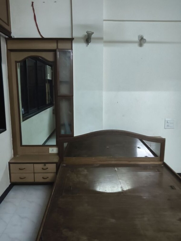 Bedroom, vile parle west 1 Bedroom 500 Sq.Ft. Apartment In Vile Parle West Mumbai 10199844