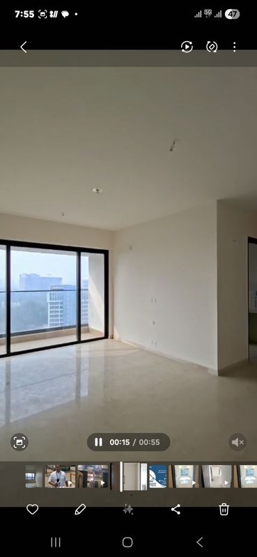 5 BHK + Extra Room Apartment For Rent in Bandra East
