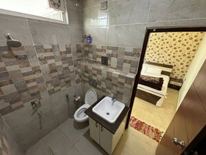 Master Bedroom in 3 BHK Builder Floor at Canal Road – for Rent